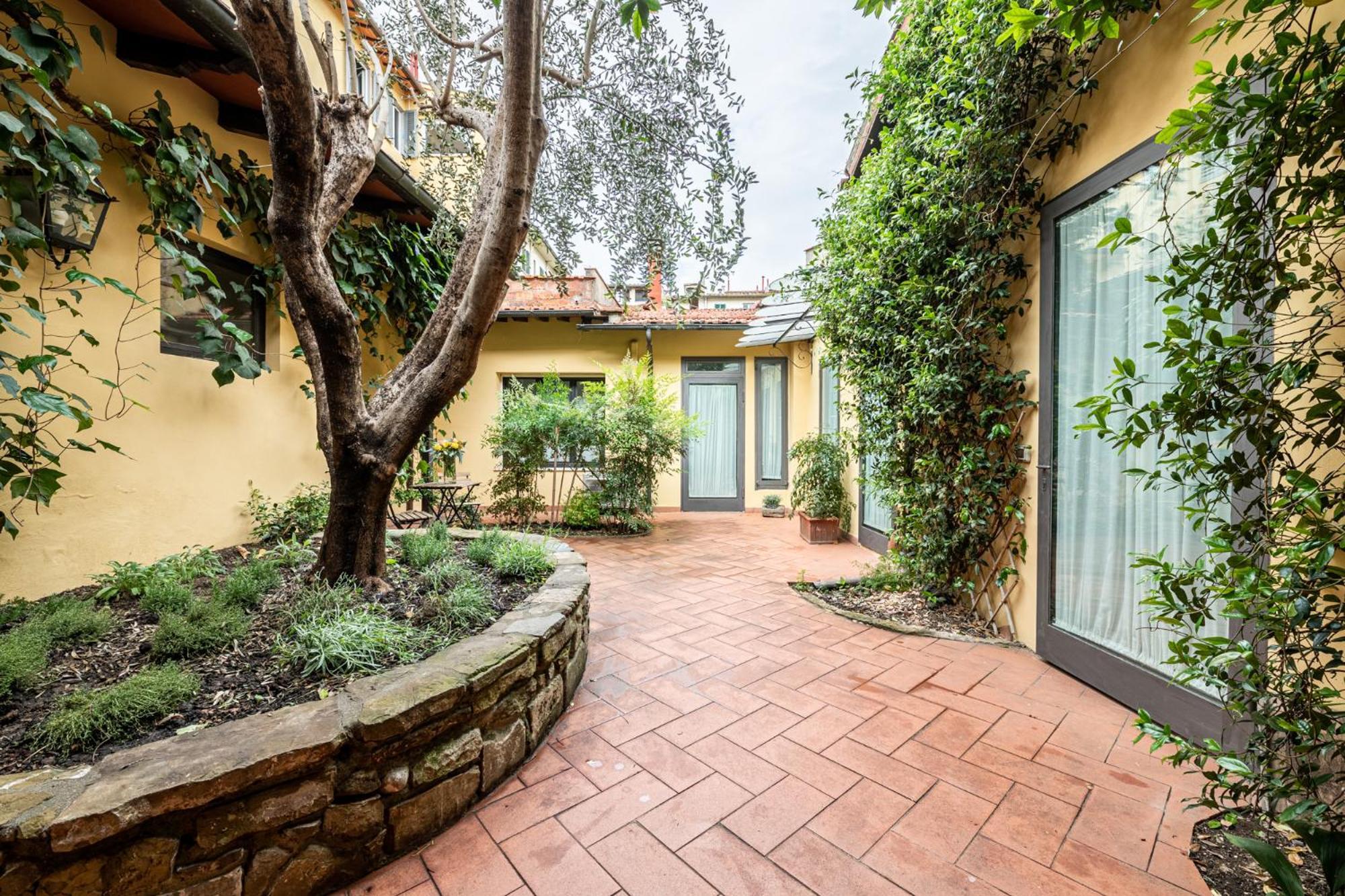 Cortile Santa Monaca Lägenhet Florens Exteriör bild