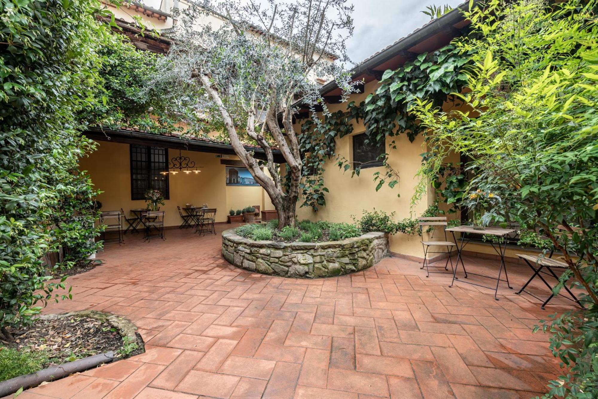 Cortile Santa Monaca Lägenhet Florens Exteriör bild